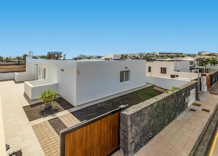 Milano By * Playa Blanca (Lanzarote)